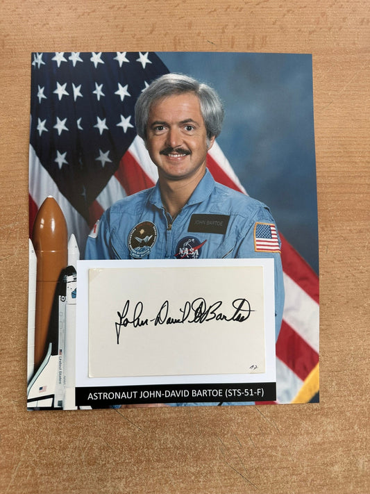 Astronaut John-David Bartoe hand-signed 5x3'' index card on 8x10'' presentation