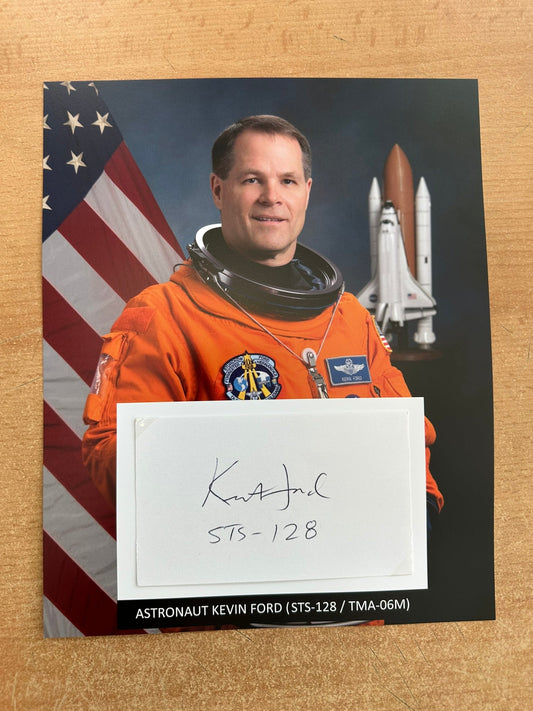 Astronaut Kevin Ford hand-signed 5x3'' index card on 8x10'' presentation