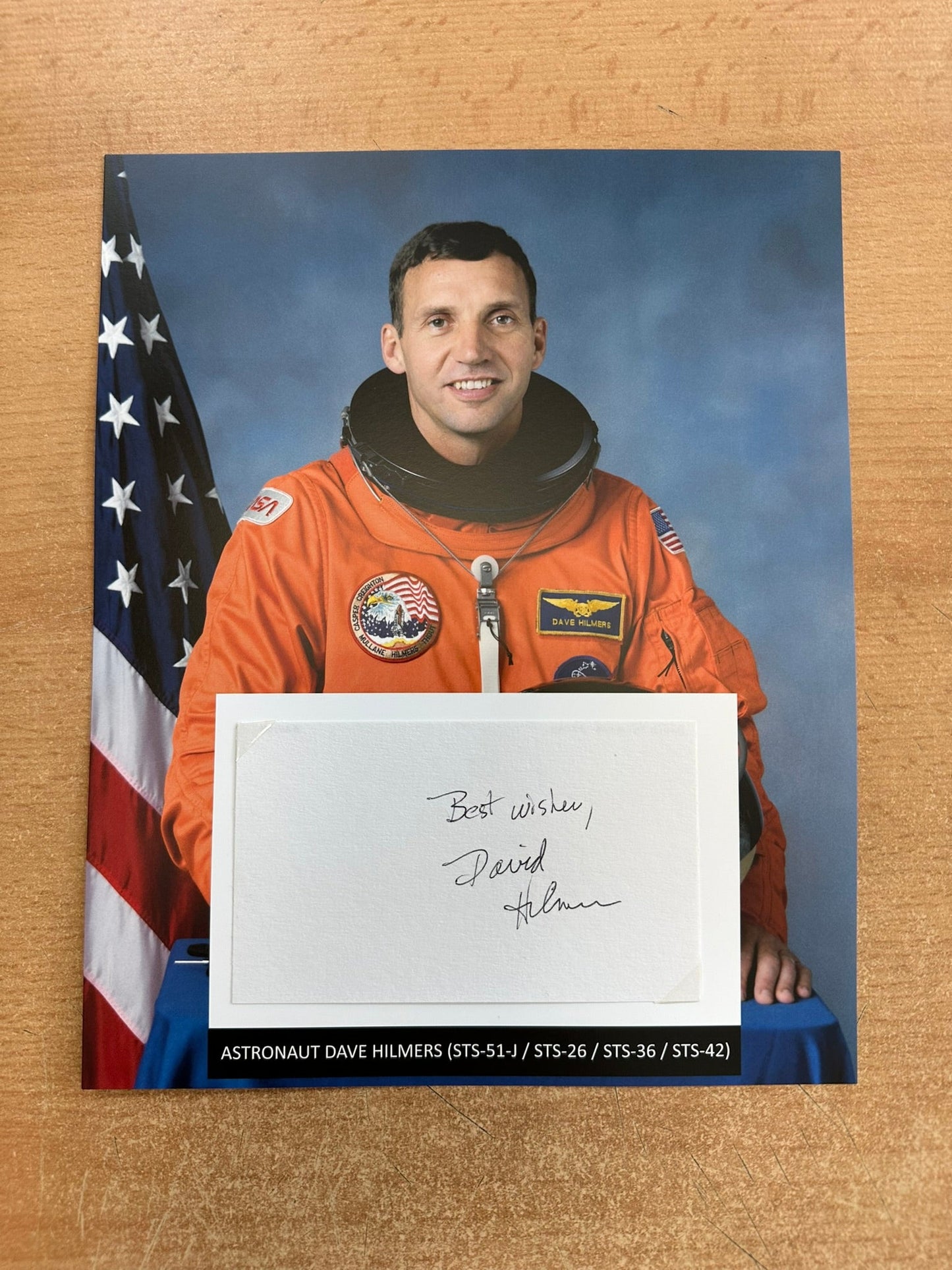 Astronaut Dave Hilmers hand-signed 5x3'' index card on 8x10'' presentation