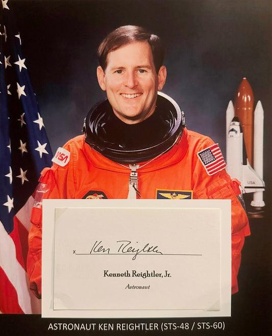 Astronaut Ken Reightler hand-signed 5x3'' index card on 8x10'' presentation