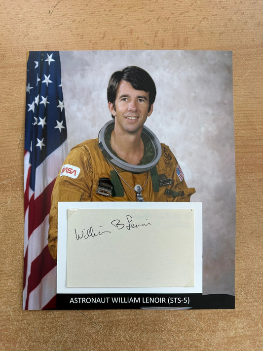 Astronaut William Lenoir hand-signed 5x3'' index card on 8x10'' presentation